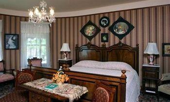 Oakenwald Terrace Hotel Chatfield Екстериор снимка