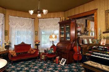 Oakenwald Terrace Hotel Chatfield Екстериор снимка